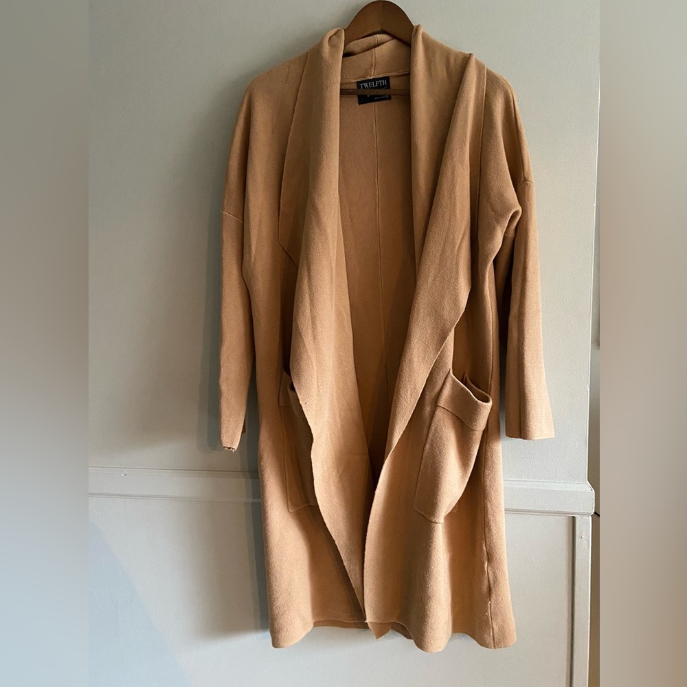 🌸 Twelfth Love 🌸 tan trench coat - Picture 2 of 8